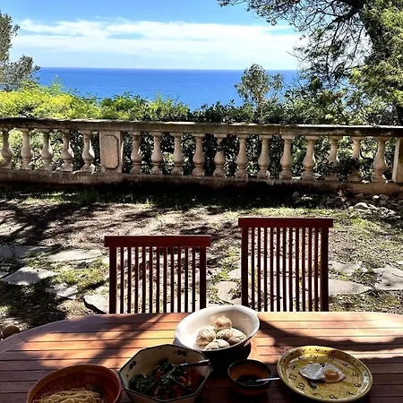 Ferienhaus Vu Golf Tropez Stunning Sea View